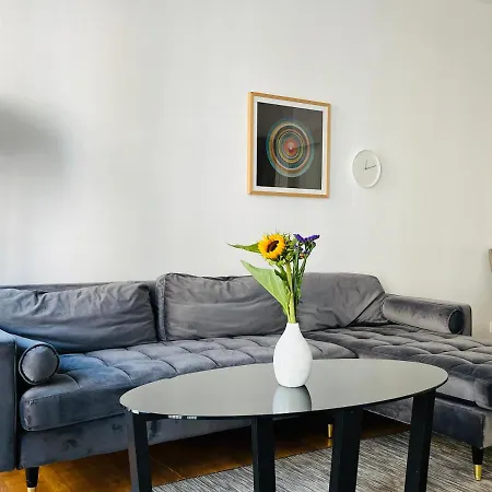Modern Apartment In Mitte *