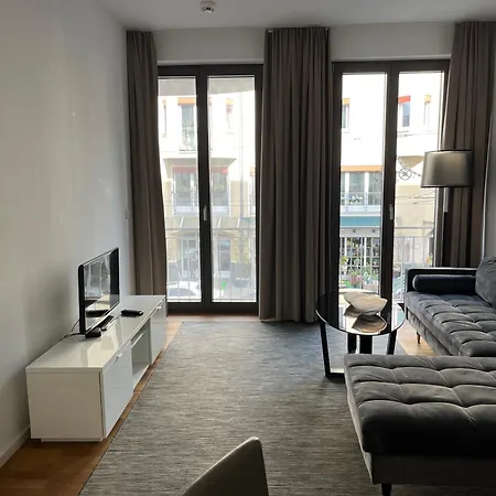 Modern Apartment In Mitte Berlin