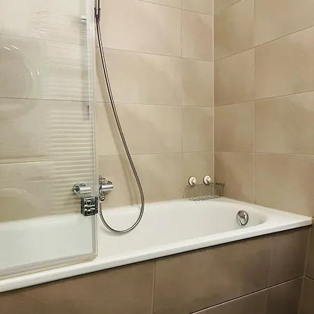 شقة Modern In Mitte